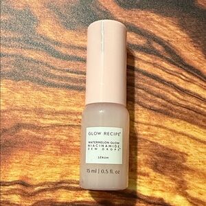 Glow Recipe Pink Watermelon Glow Niacinimide Dew Drops Serum
